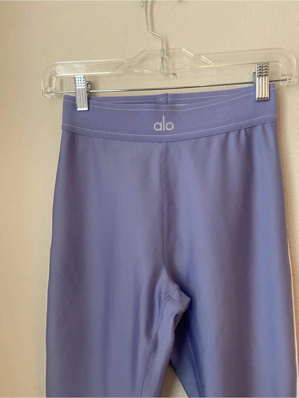 Alo Yoga Airlift High-Waist Suit Up Leggings Lilac Blue White Piping M